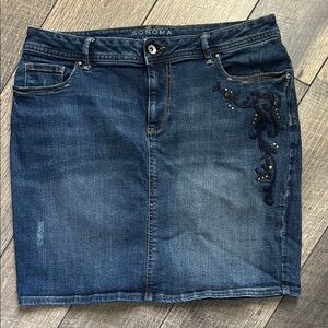 Sonoma Women's Embroidered Denim Skirt Size 12